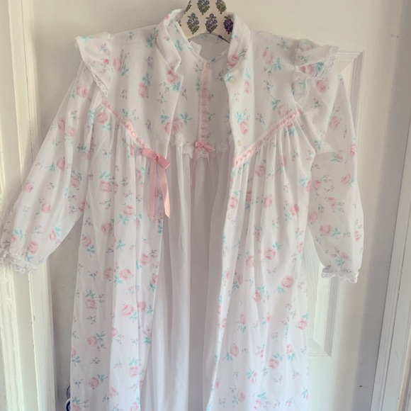 Night gown size 8 for girl LoveShackFancy style - Picture 1 of 3